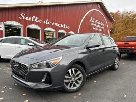 Hyundai Elantra  2018 GT  8 pneus $ 18942